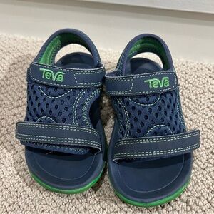 Teva toddler sandals size 7
